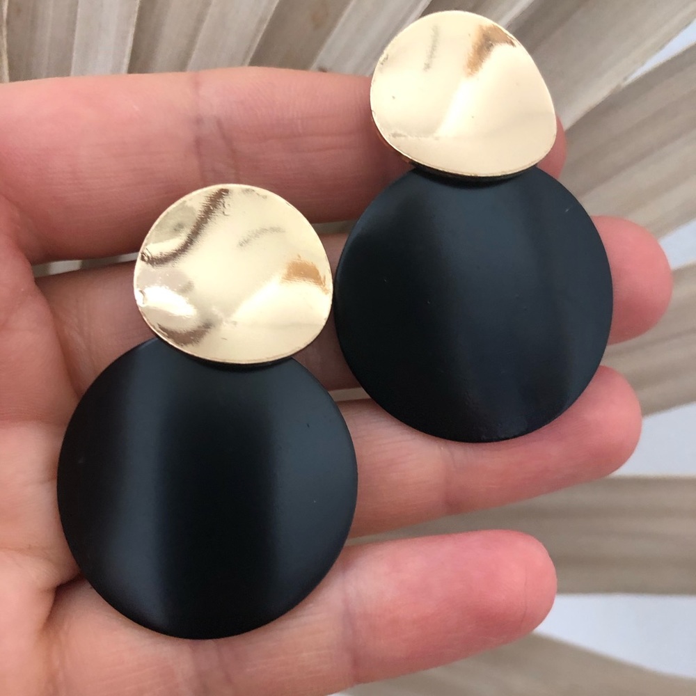 open desire | black and gold statement earrings